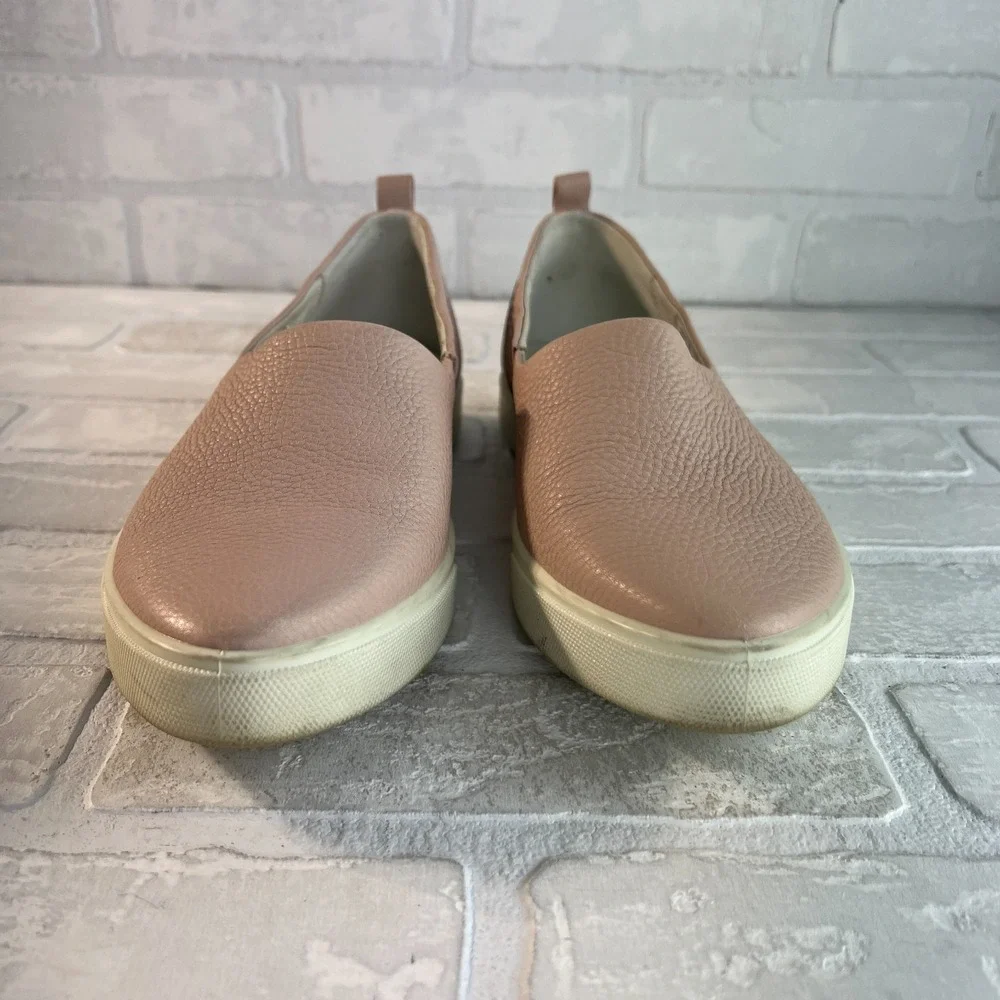 Ecco 39 Gillian Slip On Sneaker‎ Womens 8 Pink Shoes Pebbled Leather Comfort
